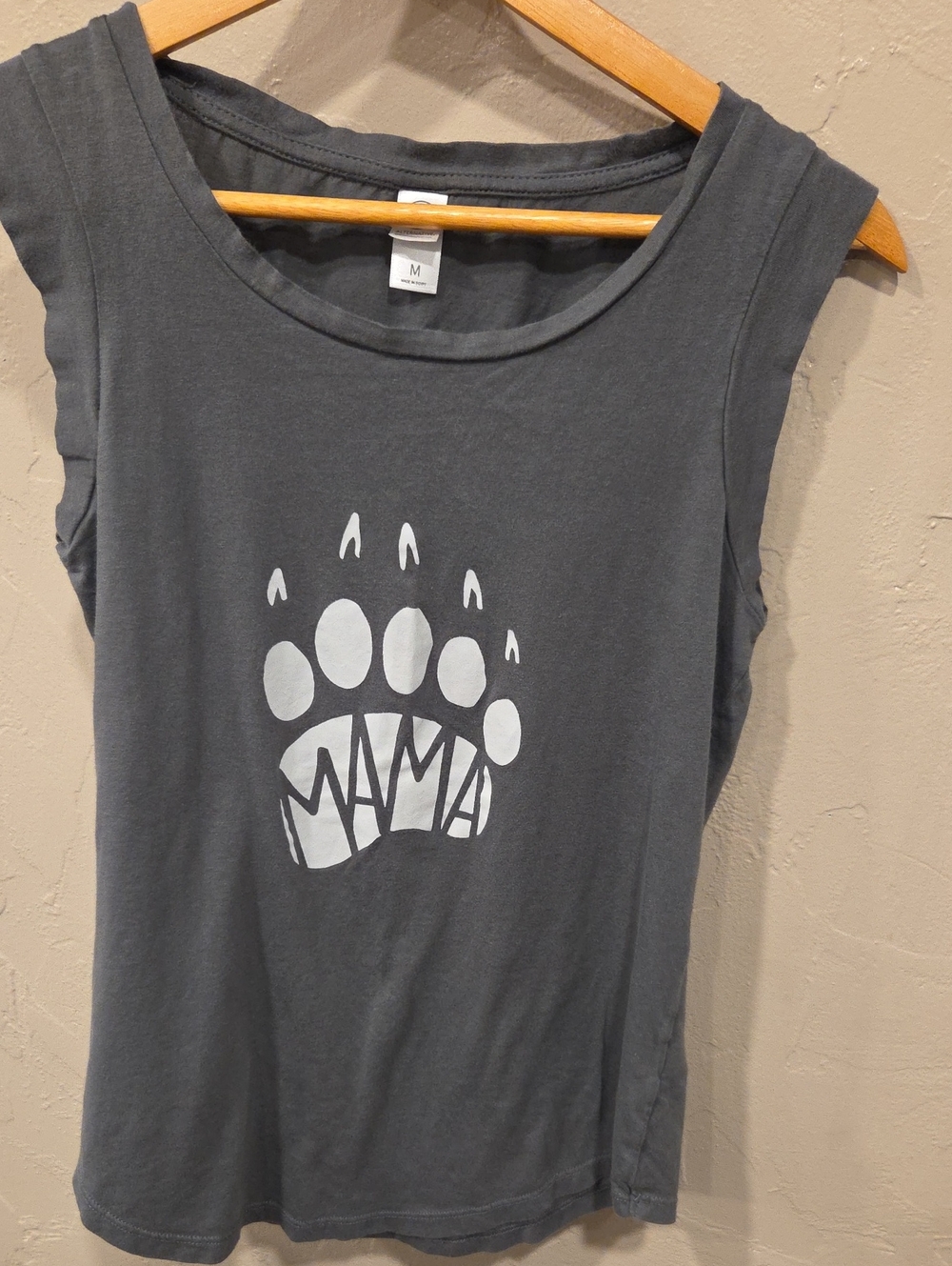 Alternative Charcoal Gray "Mama Bear" Graphic Tee Size Med